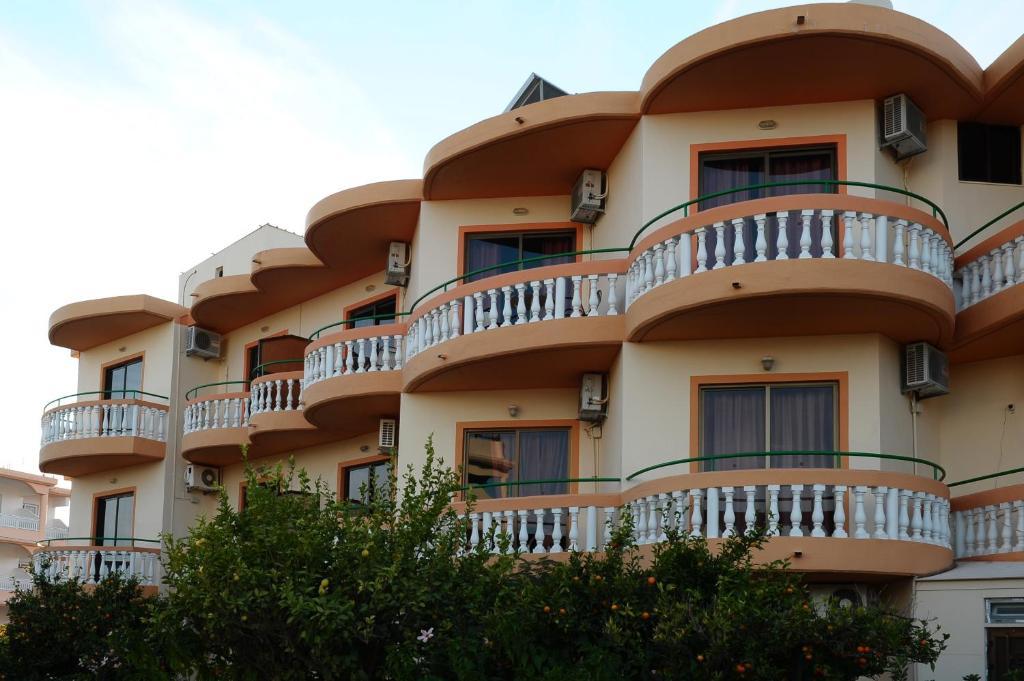 Villa George Faliraki Buitenkant foto