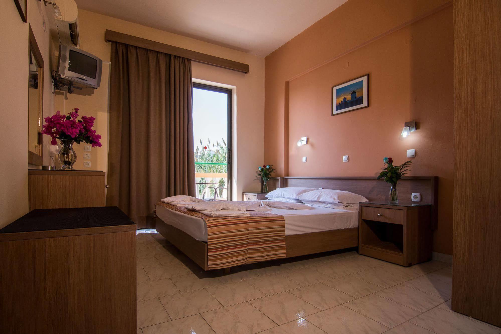 Villa George Faliraki Buitenkant foto